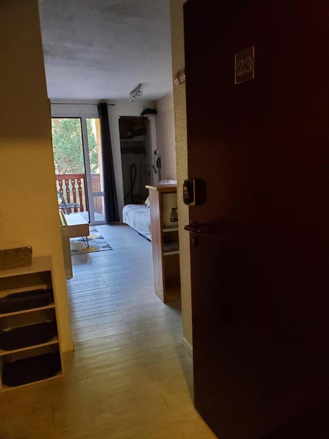 Agréable appartement-Résidence Le Panoramic Les Angles  Exterior foto